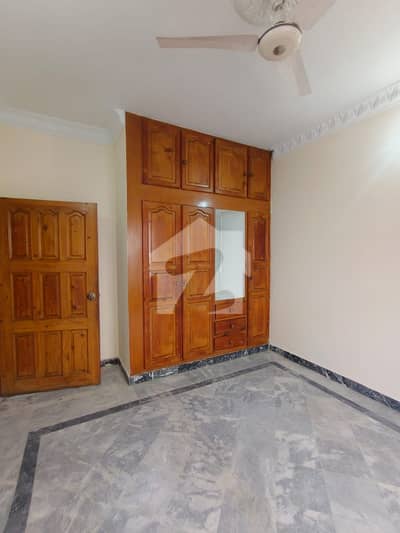 G11/1 (30/60)Upper Portion Available For Rent
