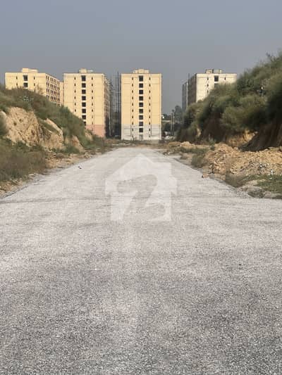 I-12/4 plot size 25x50 level highted plot possession available