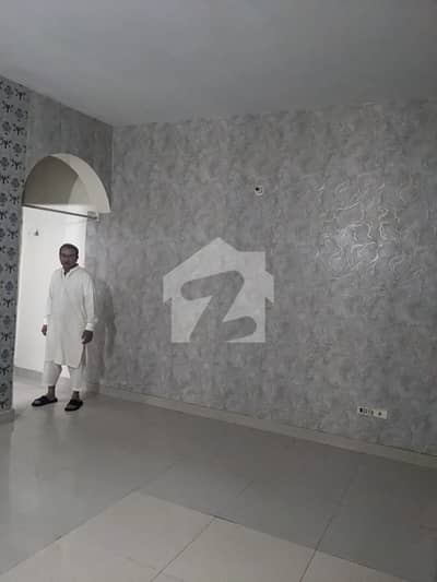 جوہر ٹاؤن فیز 2 جوہر ٹاؤن,لاہور میں 2 کمروں کا 12 مرلہ زیریں پورشن 1.0 لاکھ میں کرایہ پر دستیاب ہے۔