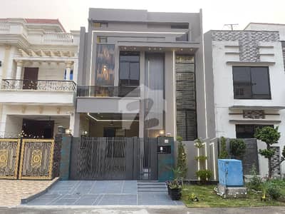 Centrally Located Prime Location House Available In Citi Housing Society For sale