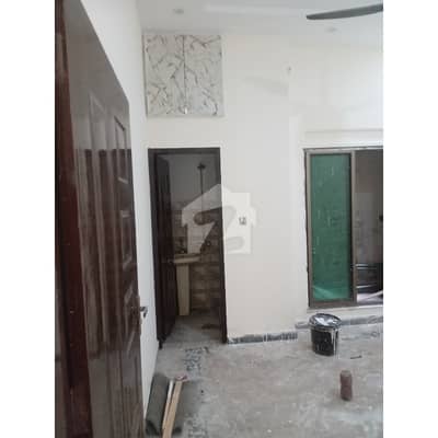 جاوید کالونی ۔ غازی روڈ لاہور میں 2 مرلہ Studio عمارت 1.0 کروڑ میں برائے فروخت۔