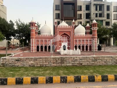 بحریہ انکلیو - سیکٹر ایف1 بحریہ انکلیو,بحریہ ٹاؤن,اسلام آباد میں 8 مرلہ رہائشی پلاٹ 1.4 کروڑ میں برائے فروخت۔