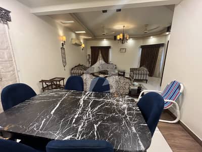 Well-Maintained 500-Yard Bungalow With 6 Bedrooms DHA Phase 6