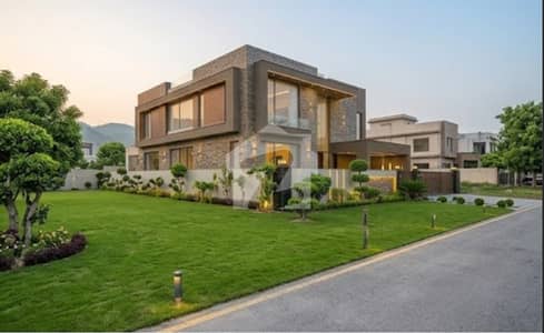 Very Well Maintained 444 Sq. Yards Luxury House for Sale Near Margalla Road | Prime Residential Location | Islamabad