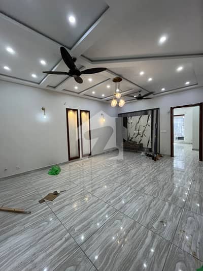 A Beautiful And Elegant Upper Portion For Rent In Overseas Block Bahria Town Phase 8
