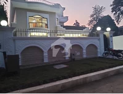 Investor Alert F6 666 Syd Good Location House Margalla View Facing With 5 Bedrooms Drawing And Dining 2 TV Lounges 2 Servant Quarters