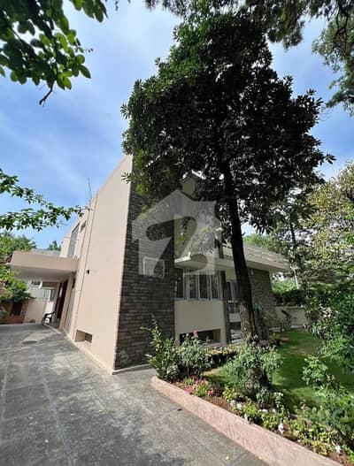 Luxury 1 Kanal House For Rent In F-6 Islamabad | 5 Bedrooms | Peaceful Location