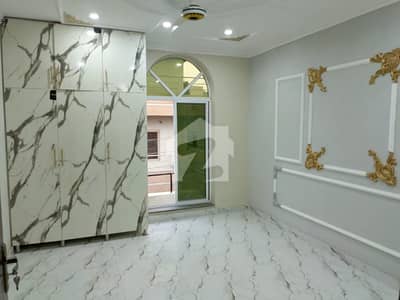 05 Marla New Double STory Full House Available For Rent (Cavalry Groung Street 6)