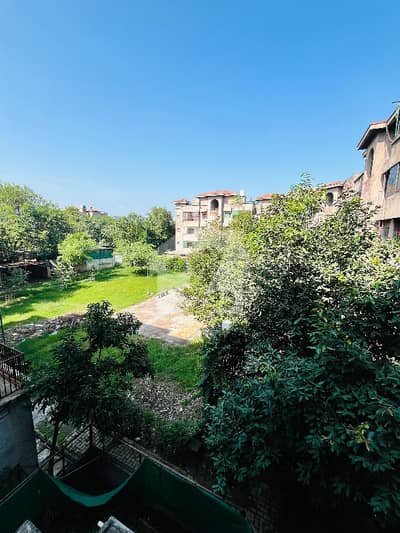 Beautiful Flat For Rent In G-11 Beautiful Flat For Rent In G-11