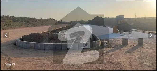 سی ۔ 14 اسلام آباد میں 1 کنال رہائشی پلاٹ 7.5 کروڑ میں برائے فروخت۔