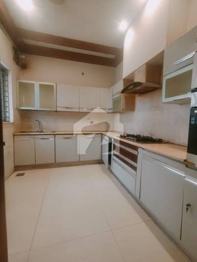 10 marla house available for rent in phase 5 K block