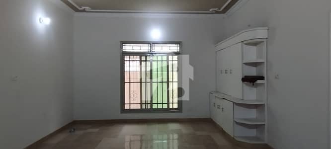400 Square Yards Lower Portion Available For Rent In Gulistan-E-Jauhar - Block 14, Karachi 400 Square Yards Lower Portion Available For Rent In Gulistan-E-Jauhar - Block 14, Karachi