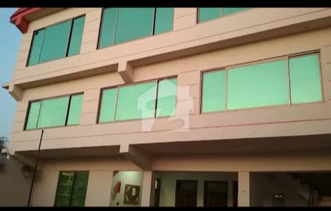 جی ۔ 12 اسلام آباد میں 1 کمرے کا 12 مرلہ بالائی پورشن 32.0 ہزار میں کرایہ پر دستیاب ہے۔
