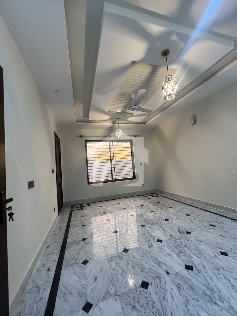 8 Marla. Ground Portion Available For Rent 8 Marla. Ground Portion Available For Rent