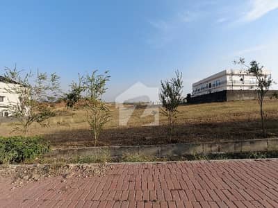 Urgent For Sell Bahria Town Phase Sector G 10 Marla Ideal Location Sold Land Front Back Open PU Paid Full Develop Area 4km From Gt Road