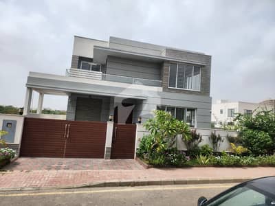 Ultra-Luxury 500 Sq. Yards Villa with Basement | 5 Bedrooms | Premium Location | Precinct 4, Bahria Town Karachi Ultra-Luxury 500 Sq. Yards Villa with Basement | 5 Bedrooms | Premium Location | Precinct 4, Bahria Town Karachi