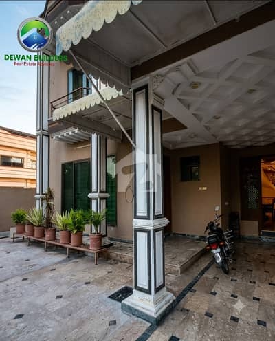 1 kanal back front open Tripple story house