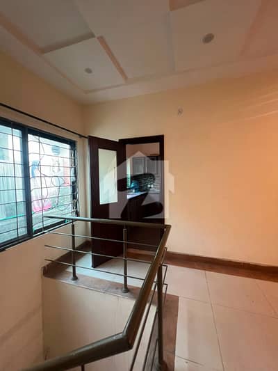 SEPARATE GATE 01 KANAL UPPER PORTION AVAIOLOABLOE FOR RENT SEPARATE GATE 01 KANAL UPPER PORTION AVAIOLOABLOE FOR RENT