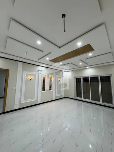 Hayatabad Phase7 Sector E6 14 Marla House Available For Sale