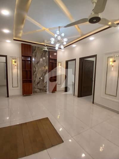 BRAND NEW - GROUND FLOOR LAVISH PORTION FOR OFFICE USE - PERFECT LOCATION NEAR KHALID BIN WALEED