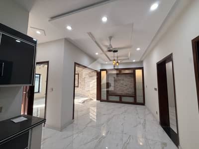 8 MARLA ( 30*60 ) NEW HOUSE FOR SALE In Multi F-17 ISLAMABAD.