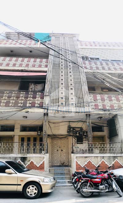 10 Marla 14 bedrooms house for sale in commeeti chowk rawalpindi