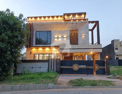 10 Marla Brand New Owner Built House 80 feet wide Road at Prime Location of Prime Sector