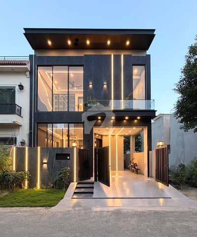 3 Years Installment Plan Luxury 1.5 Story 5 Marla Brand New House In Park View City Lahore 3 Years Installment Plan Luxury 1.5 Story 5 Marla Brand New House In Park View City Lahore