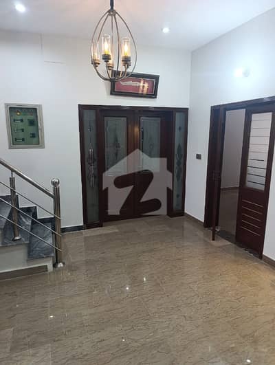 KANAL SINGLE STOREY HOUSE FOR FOR Rent