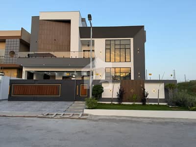 1 Kanal House ( 50*90 in Block C 1 ) Direct Access From Main Double Road. 1 Kanal House ( 50*90 in Block C 1 ) Direct Access From Main Double Road.
