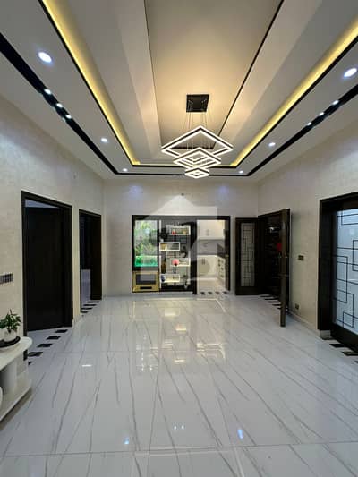 10 Marla Brand New Home For Sale