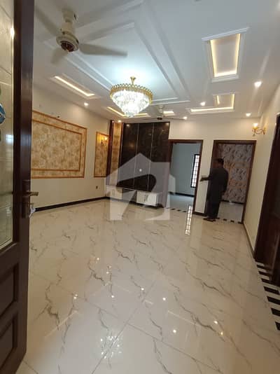 10 Marla Modern House For Sale in LDA Avenue 1 Lahore