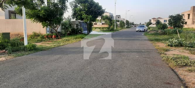ڈی ایچ اے فیز 7 - بلاک ٹی ڈی ایچ اے فیز 7,ڈی ایچ اے ڈیفینس,لاہور میں 10 مرلہ رہائشی پلاٹ 2.5 کروڑ میں برائے فروخت۔ ڈی ایچ اے فیز 7 - بلاک ٹی ڈی ایچ اے فیز 7,ڈی ایچ اے ڈیفینس,لاہور میں 10 مرلہ رہائشی پلاٹ 2.5 کروڑ میں برائے فروخت۔