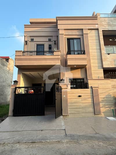 FACING PARK SAPIENS HOUSE IN COLLEGE TOWN LDA APPROVED HOUSING SOCIETY AVAILABLE FOR SALE FACING PARK SAPIENS HOUSE IN COLLEGE TOWN LDA APPROVED HOUSING SOCIETY AVAILABLE FOR SALE