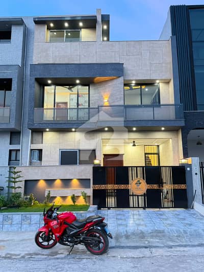 Premium 5 Marla Park-Facing Modern Home with Stunning Margalla Hills Views Premium 5 Marla Park-Facing Modern Home with Stunning Margalla Hills Views