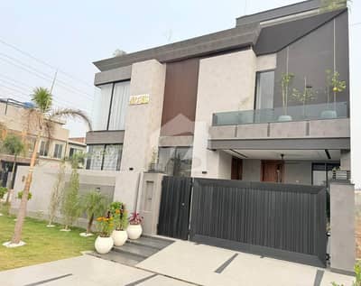 10 Marla Brand New Luxury House Available For Sale In Bahria Town Lahore.