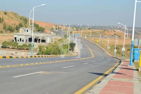 1 Kanal Exclusive 60 Feet Road Plot Available For Sale