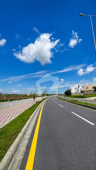 ڈی ایچ اے فیز 3 ۔ بلاک ڈی ڈی ایچ اے ڈیفینس فیز 3,ڈی ایچ اے ڈیفینس,اسلام آباد میں 1 کنال رہائشی پلاٹ 2.28 کروڑ میں برائے فروخت۔ ڈی ایچ اے فیز 3 ۔ بلاک ڈی ڈی ایچ اے ڈیفینس فیز 3,ڈی ایچ اے ڈیفینس,اسلام آباد میں 1 کنال رہائشی پلاٹ 2.28 کروڑ میں برائے فروخت۔