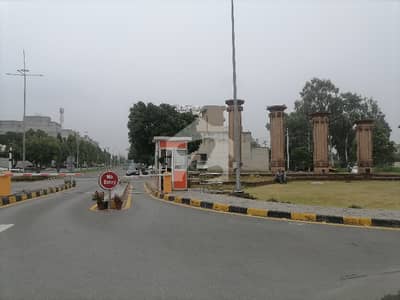 واپڈا سٹی ۔ بلاک سی واپڈا سٹی,فیصل آباد میں 15 مرلہ رہائشی پلاٹ 3.0 کروڑ میں برائے فروخت۔ واپڈا سٹی ۔ بلاک سی واپڈا سٹی,فیصل آباد میں 15 مرلہ رہائشی پلاٹ 3.0 کروڑ میں برائے فروخت۔