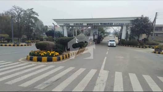 A Spacious Prime Location 4 Marla Commercial Plot In Canal Garden - Block H