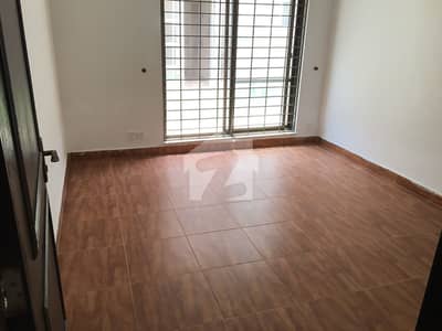 Defence Raya 10 Marla House For Rent At Reasonable Price Defence Raya 10 Marla House For Rent At Reasonable Price