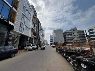 Prime Location Plot 100 yard For Sale