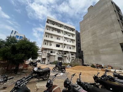 Prime Location Plot 100 Yard For Sale