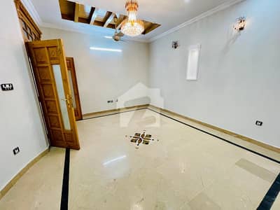 35/70 (10 Marla) Ground Portion Avaible For Rent In G13