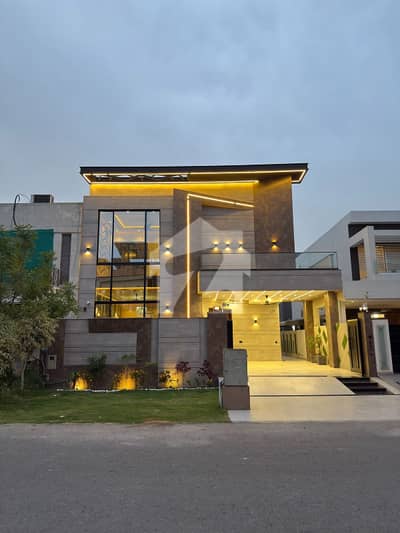 NEWLY BUILT 10 MARLA HOUSE FOR RENT IN DHA PHASE 6