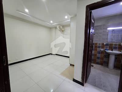 بحریہ ٹاؤن فیز 8 بحریہ ٹاؤن راولپنڈی,راولپنڈی میں 1 کمرے کا 3 مرلہ فلیٹ 56.0 لاکھ میں برائے فروخت۔ بحریہ ٹاؤن فیز 8 بحریہ ٹاؤن راولپنڈی,راولپنڈی میں 1 کمرے کا 3 مرلہ فلیٹ 56.0 لاکھ میں برائے فروخت۔