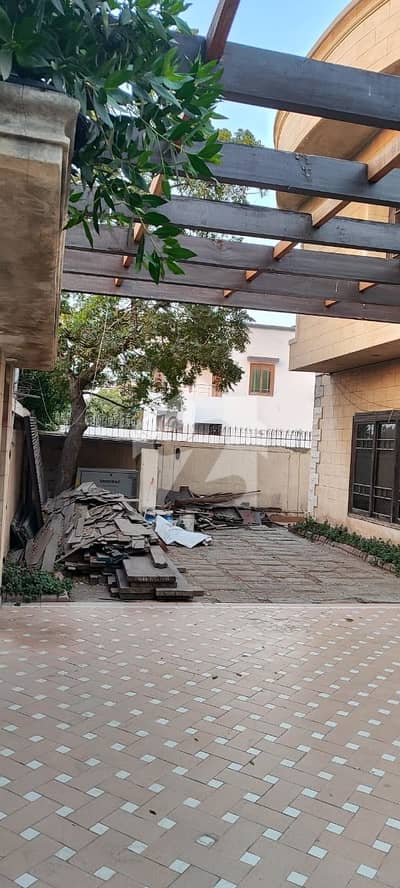 ڈی ایچ اے فیز 7 ڈی ایچ اے ڈیفینس,کراچی میں 5 کمروں کا 1 کنال مکان 14.25 کروڑ میں برائے فروخت۔ ڈی ایچ اے فیز 7 ڈی ایچ اے ڈیفینس,کراچی میں 5 کمروں کا 1 کنال مکان 14.25 کروڑ میں برائے فروخت۔