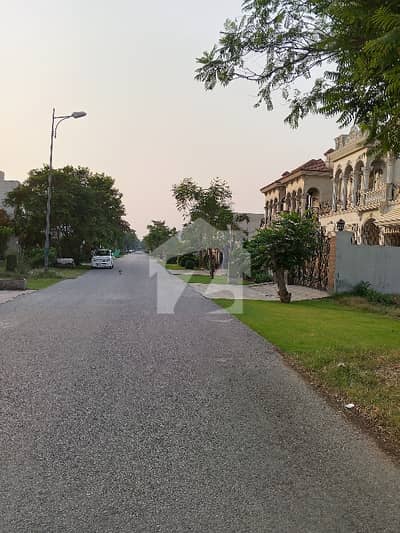 ڈی ایچ اے فیز 7 - بلاک ایکس ڈی ایچ اے فیز 7,ڈی ایچ اے ڈیفینس,لاہور میں 1 کنال رہائشی پلاٹ 5.3 کروڑ میں برائے فروخت۔ ڈی ایچ اے فیز 7 - بلاک ایکس ڈی ایچ اے فیز 7,ڈی ایچ اے ڈیفینس,لاہور میں 1 کنال رہائشی پلاٹ 5.3 کروڑ میں برائے فروخت۔