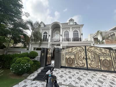 ڈی ایچ اے فیز 6 ڈی ایچ اے ڈیفینس,لاہور میں 5 کمروں کا 1 کنال مکان 10.25 کروڑ میں برائے فروخت۔ ڈی ایچ اے فیز 6 ڈی ایچ اے ڈیفینس,لاہور میں 5 کمروں کا 1 کنال مکان 10.25 کروڑ میں برائے فروخت۔