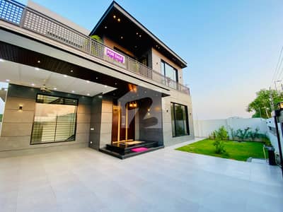 MODERN 10 MARLA HOUSE FOR RENT IN DHA PHASE 7